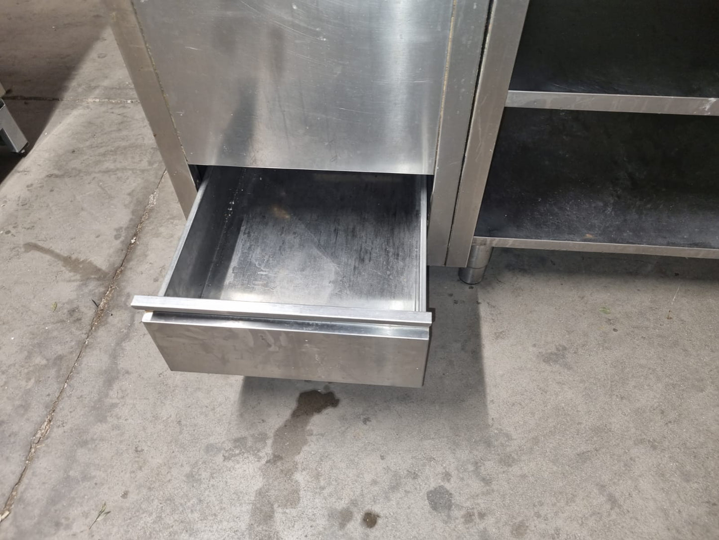 Lavandino Bancone in Acciaio Lungo 180 cm Usato