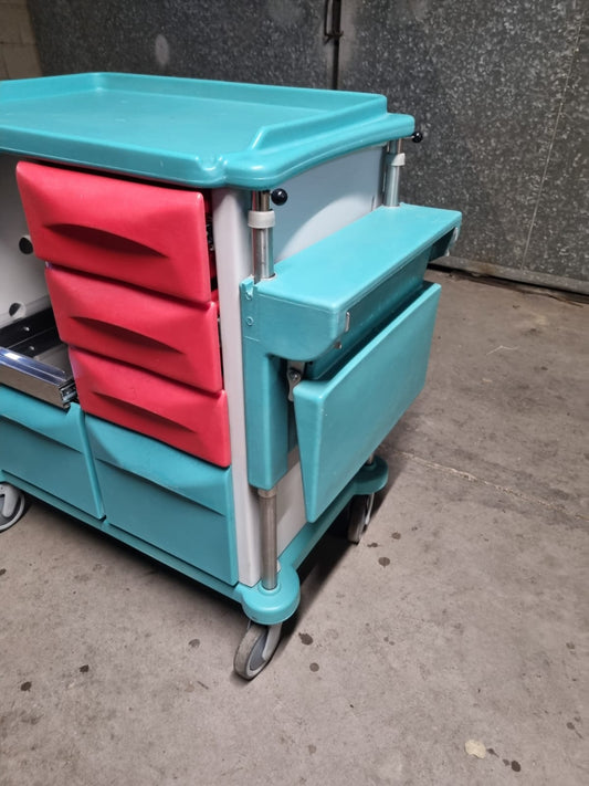 Carrello Porta Farmaci Usato in Ottime condizioni