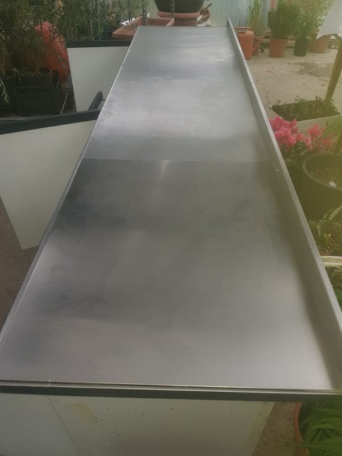 Piano Acciaio Da Lavoro Usato Piu’ Mensola In Acciaio Mobili Sotto Non Sono Compresi