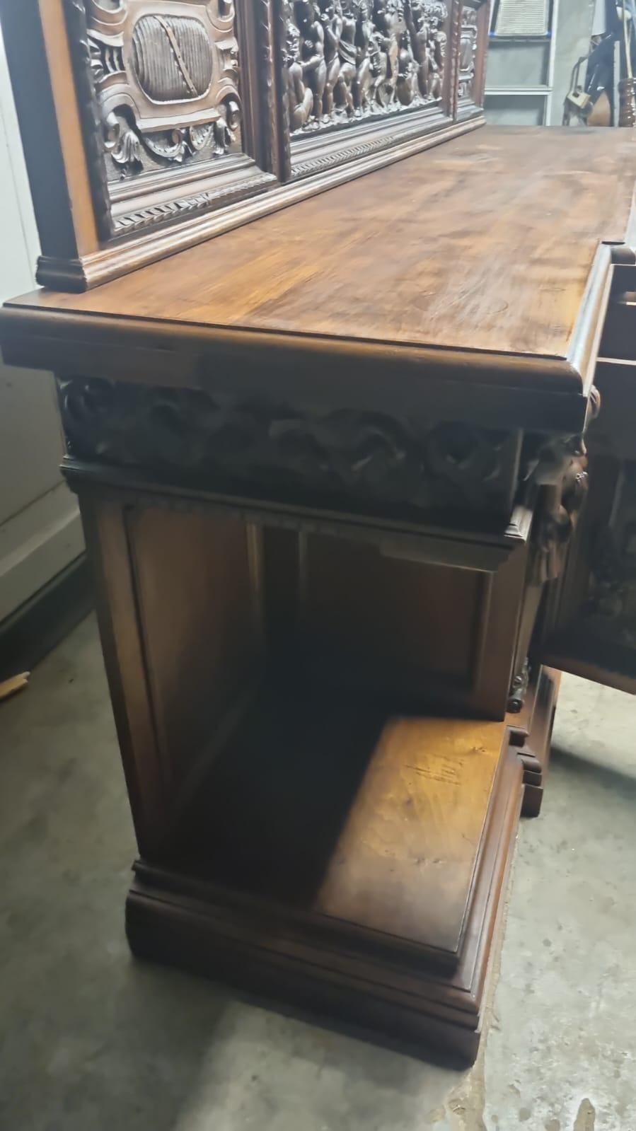 Credenza Rinascimento Rinascimentale Fine 800 Con Alzatina Restaurata