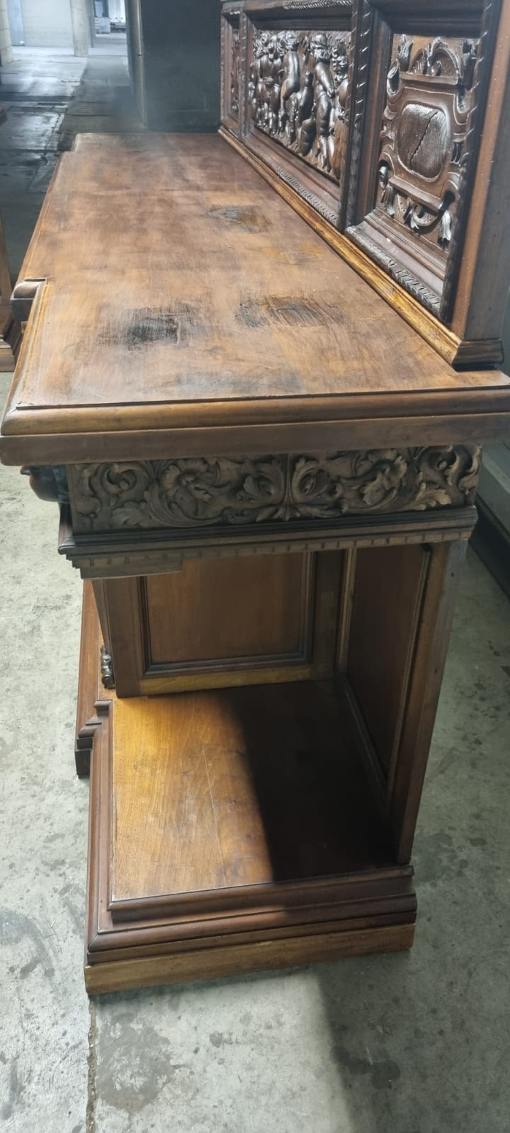 Credenza Rinascimento Rinascimentale Fine 800 Con Alzatina Restaurata