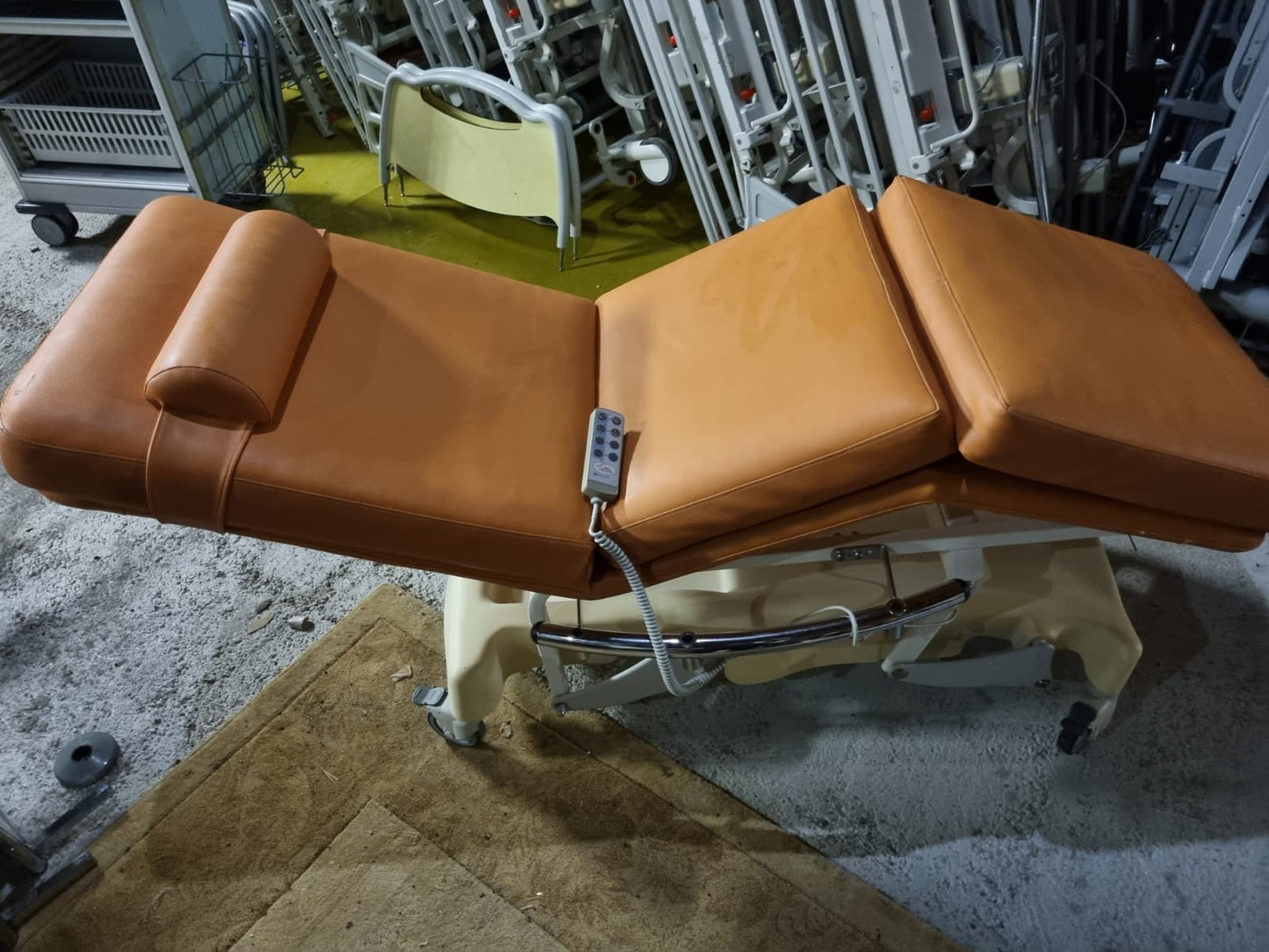 Letto Lettino Da Visita Ambulatorio Elettrico Usato