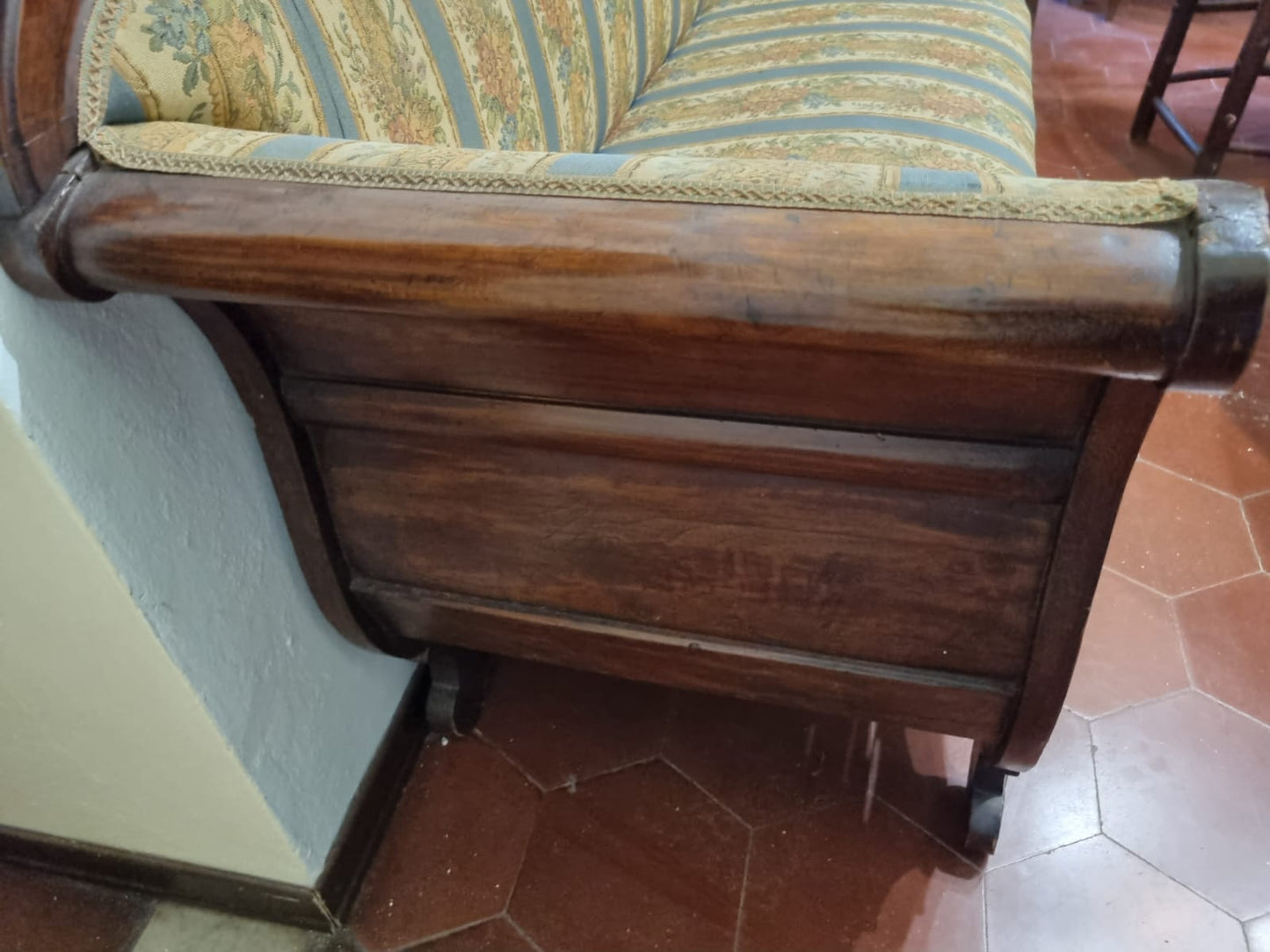 Divano a Barca Luigi Filippo Meta' 800 Minimo Restauro