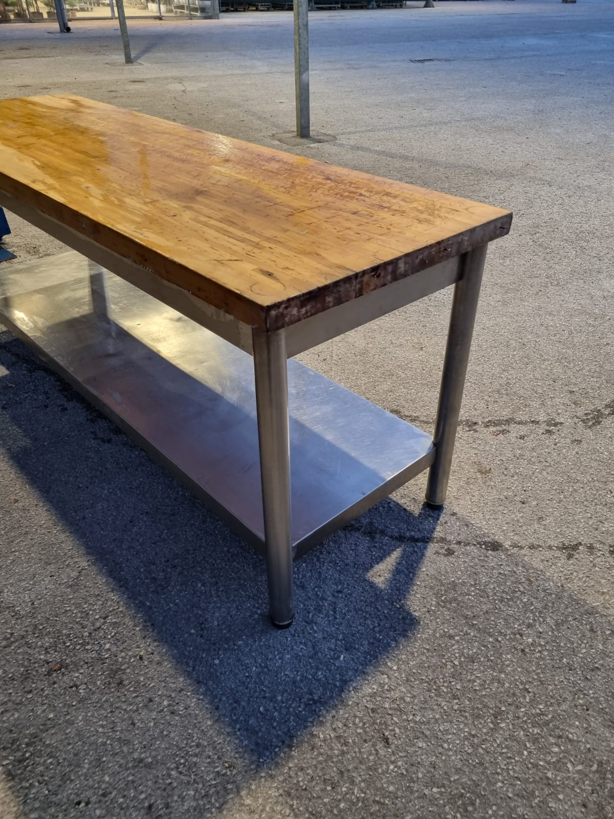 Bancone Tavolo in Acciaio con piano in Legno Usato Lungo 220cm