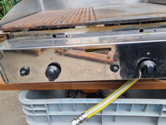 Fry Top Griglia Professionale a gas usata. Misure: L.64*P.48*H.30.
