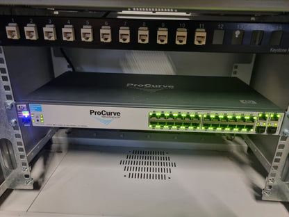 Mobile Rack Procurve Switch 2610-24 Compreso di Interretture Usato