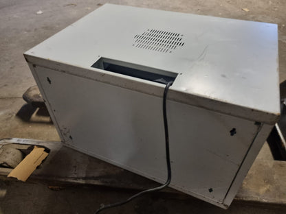 Mobile Rack Procurve Switch 2610-24 Compreso di Interretture Usato