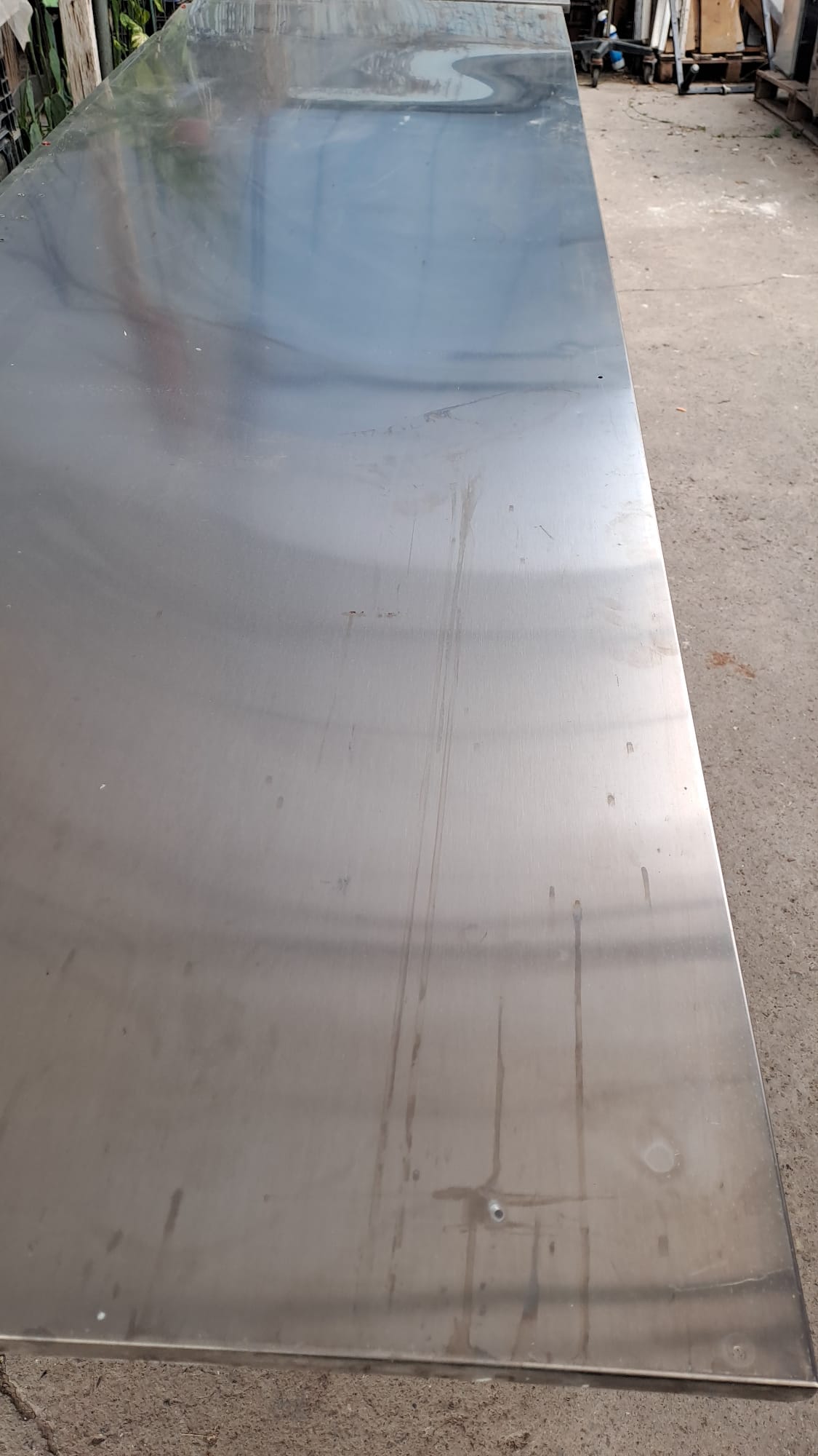 Bancone Tavolo in acciaio professionale lungo 271.5 Usato
