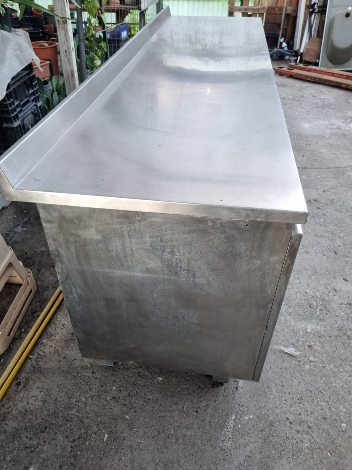 Bancone in Acciaio con Ante Professionale Usato lungo 214cm