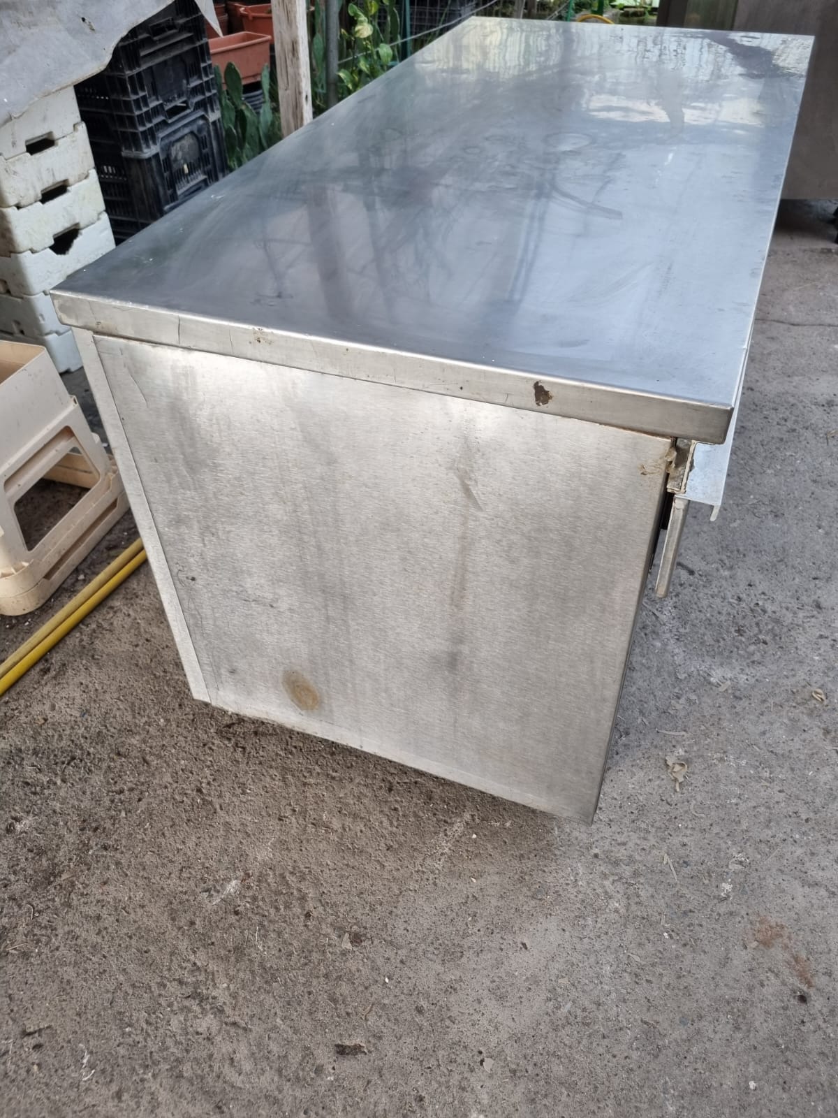 Bancone Tavolo in Acciaio con cassetto lungo 140cm usato