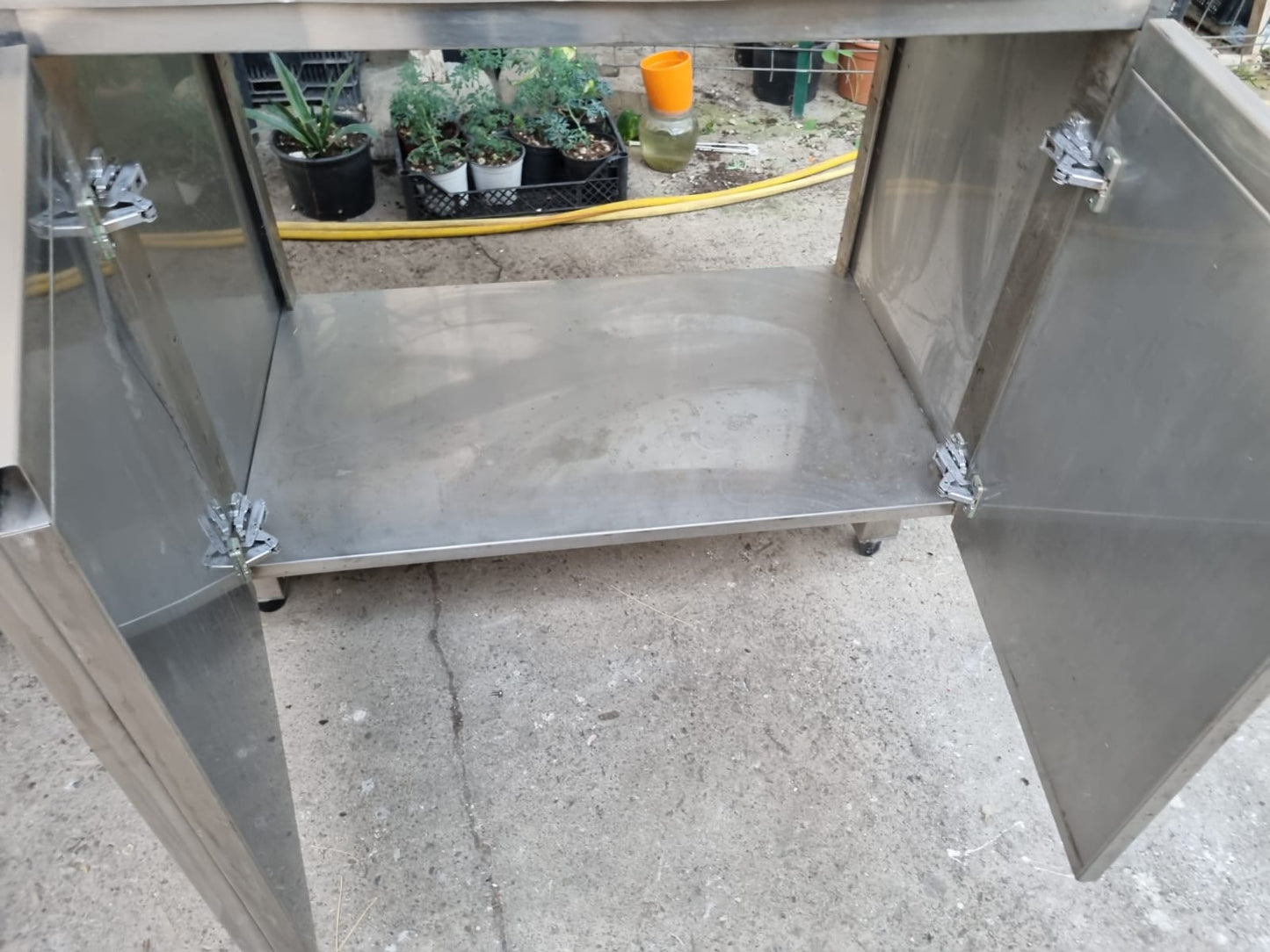 Bancone in Acciaio con Ante Usato lungo 197cm
