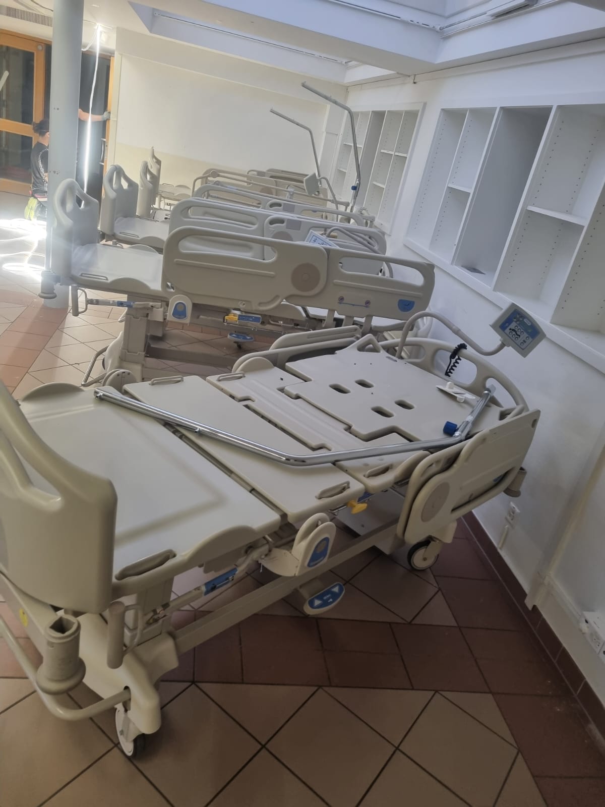 10 Letti Hill Room Ortopedici Ospedalieri Multifunzione Usati