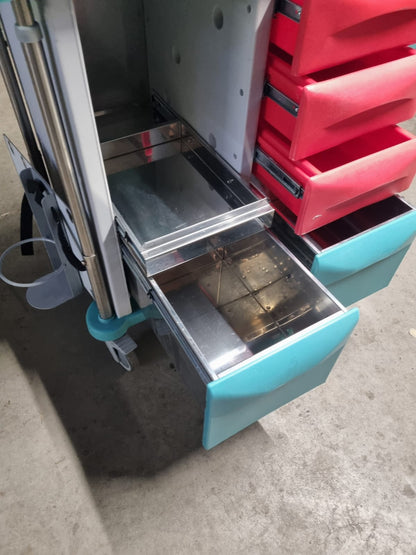 Carrello Porta Farmaci Usato in Ottime condizioni