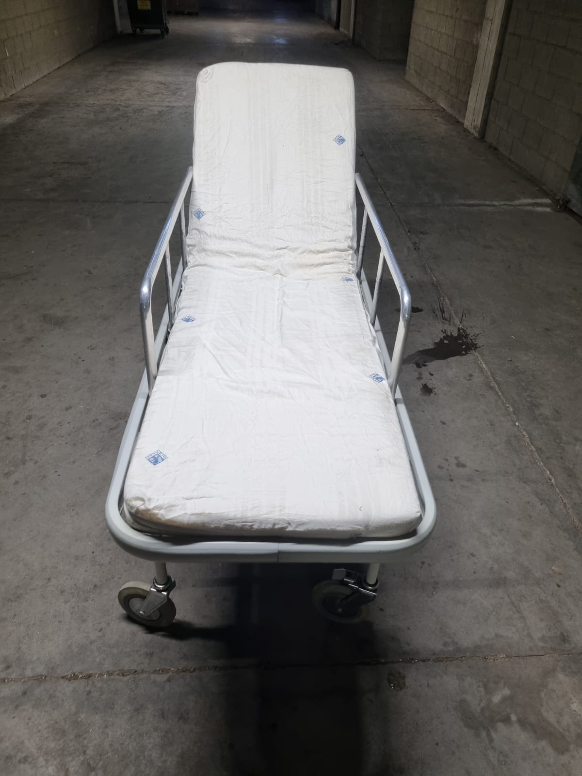 Barella Pronto Soccorso usata ma in Buone Condizioni