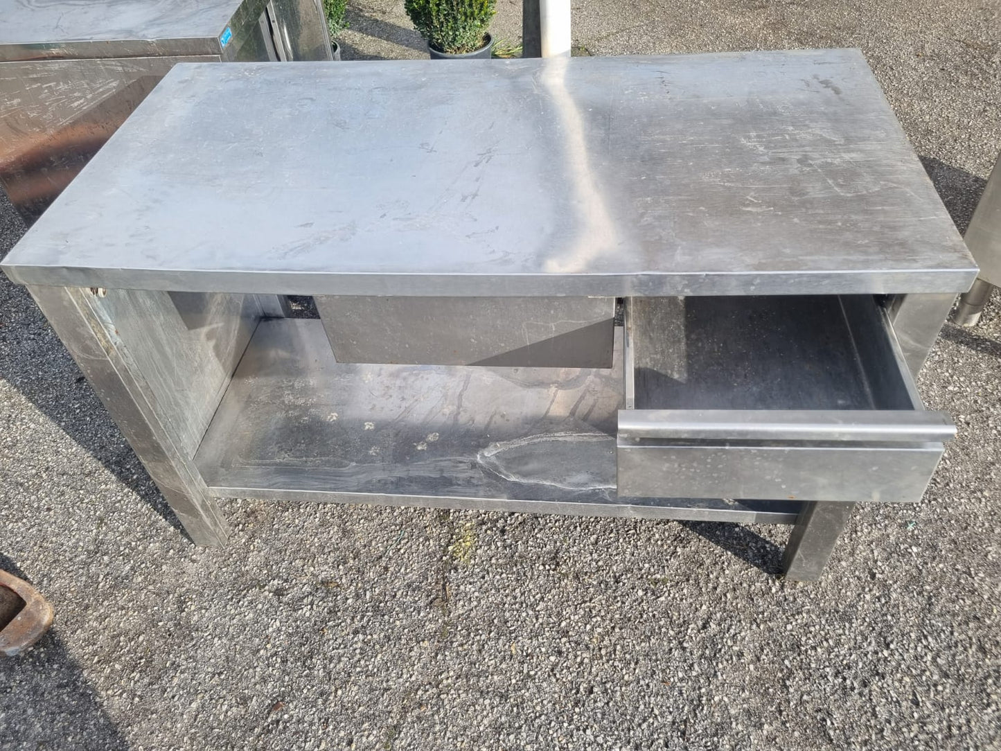 Bancone Tavolo in Acciaio Professionale con 1 cassetto Lungo 140cm Usato