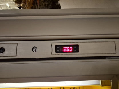 Vetrina Frigo Frigorifero Professionale da Vino o altro Usato