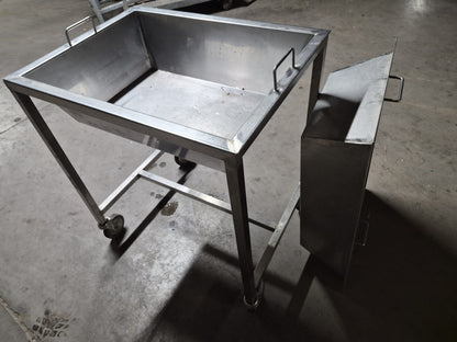 Carrello in acciaio con 2 vasche grandi usato