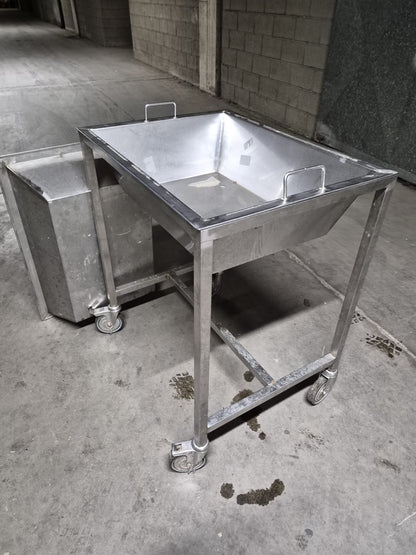 Carrello in acciaio con 2 vasche grandi usato