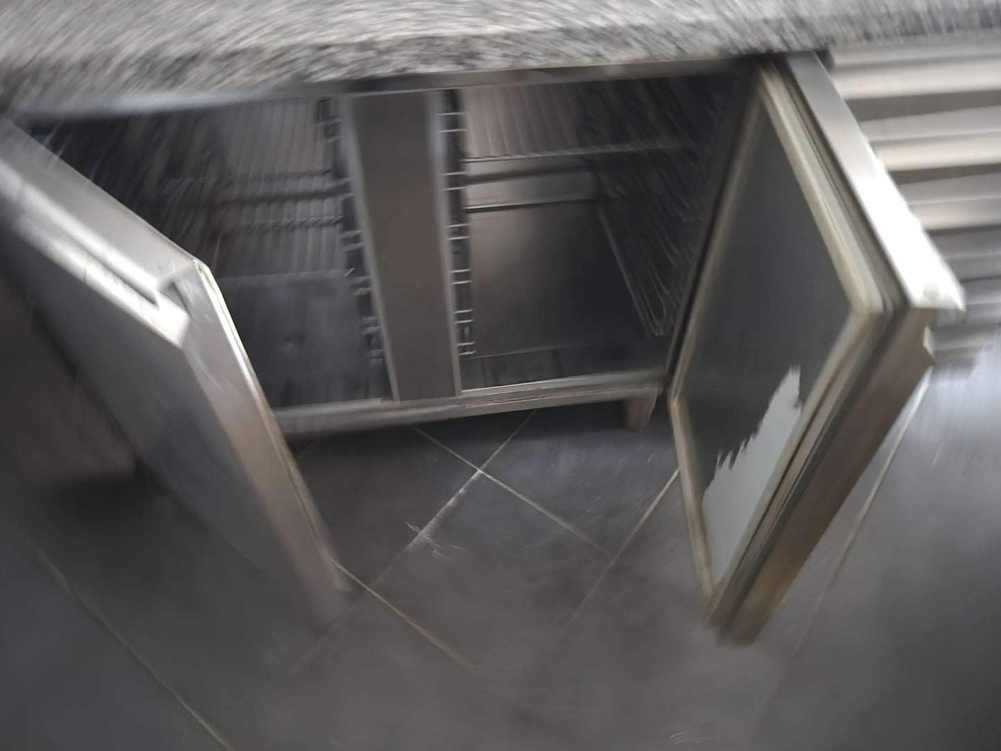 Banco Frigo per Pizzeria Refrigerato con vetrina usato