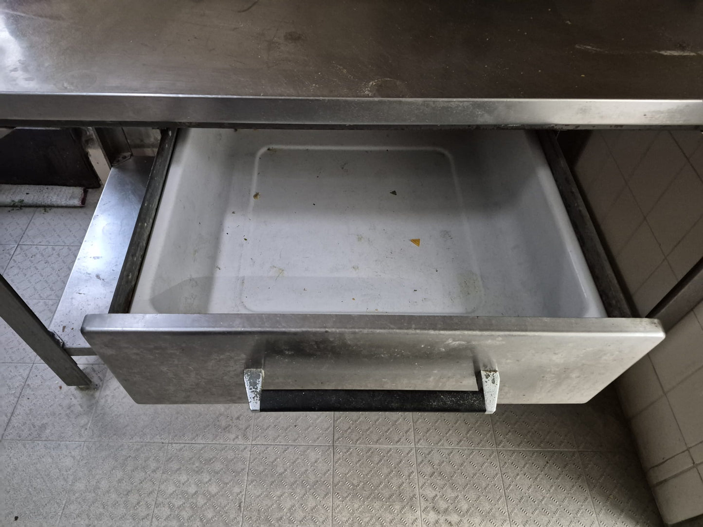 Tavolo Bancone in Acciaio Professionale usato 140*70