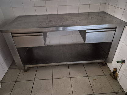 Bancone  Tavolo  Professionale in Acciaio con due cassetti usato
