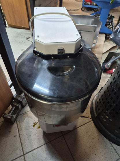 Impastatrice Professionale Usata 25 Kg
