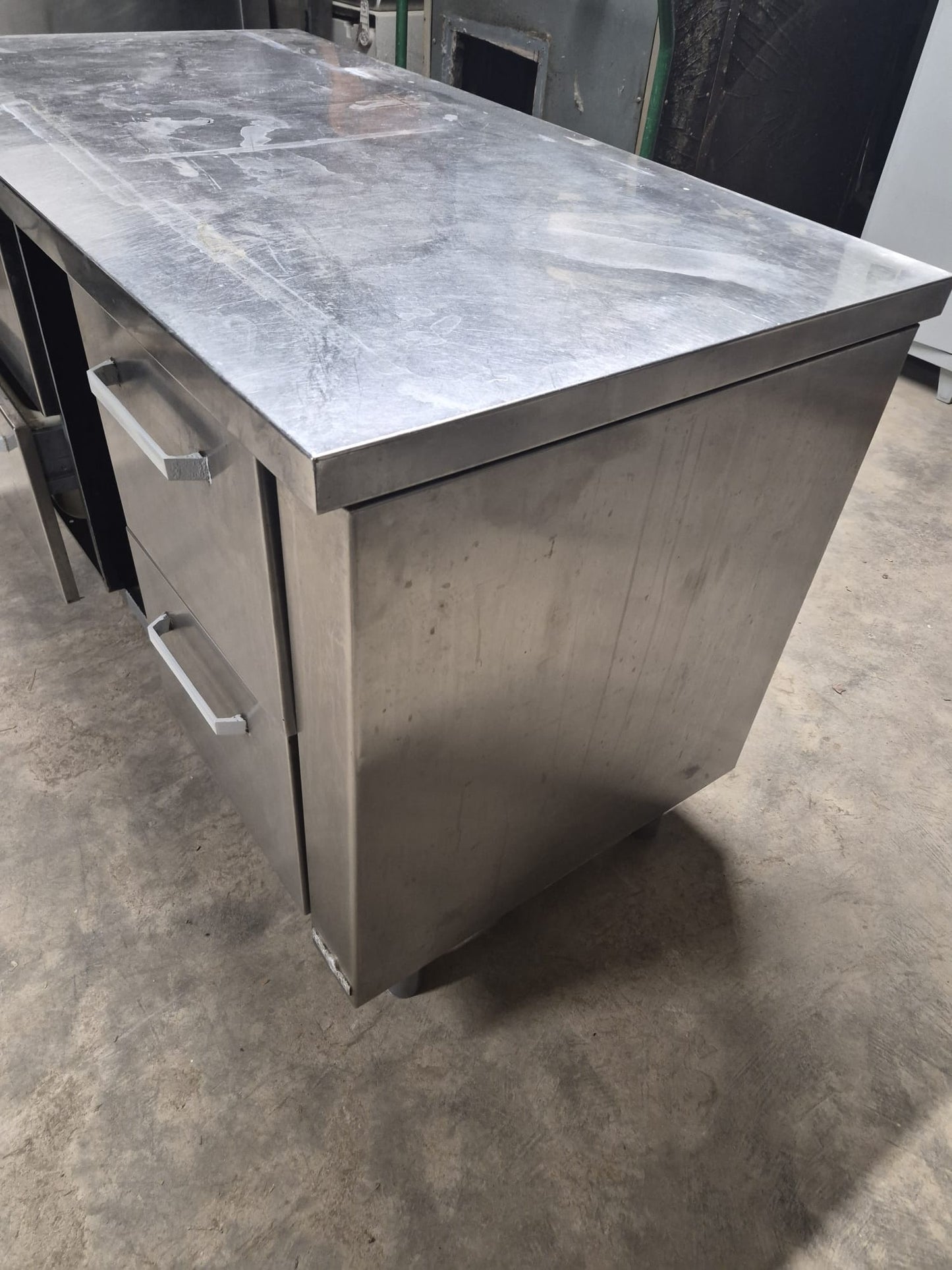Bancone in Acciaio Professionale con cassetti 130*70 Usato