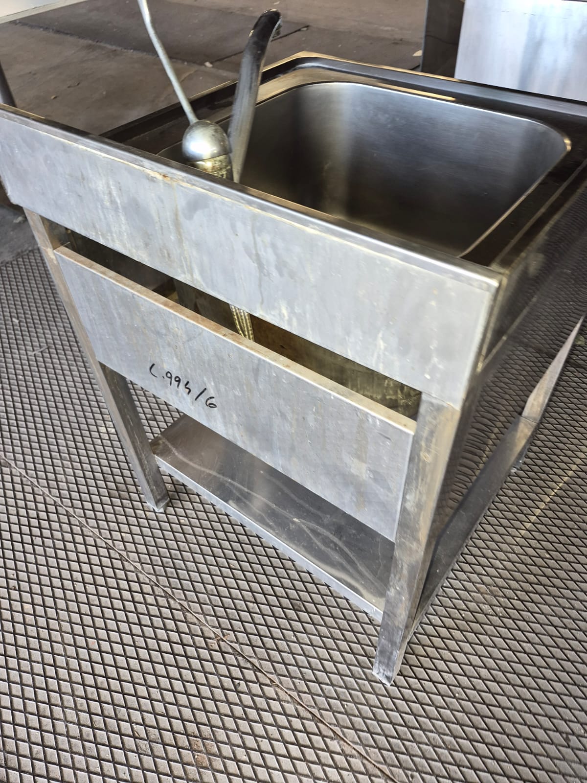 Lavandino in Acciaio Professionale 70*70 usato
