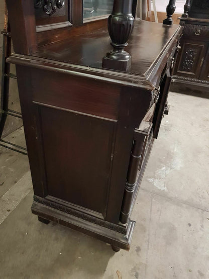 Bellissima Credenza Doppio Corpo Rinascimento Rinascimentale